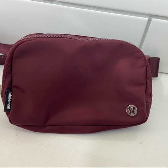 lululemon athletica Handbags - Lululemon everyday belt back deep red